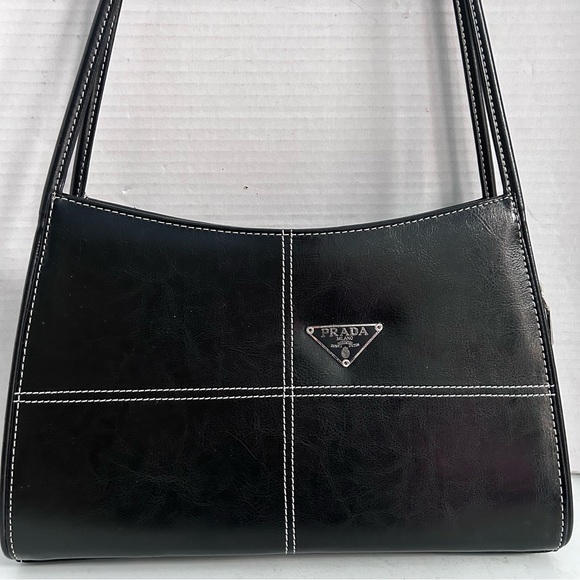 Vintage black vegan leather bag - Picture 5 of 7